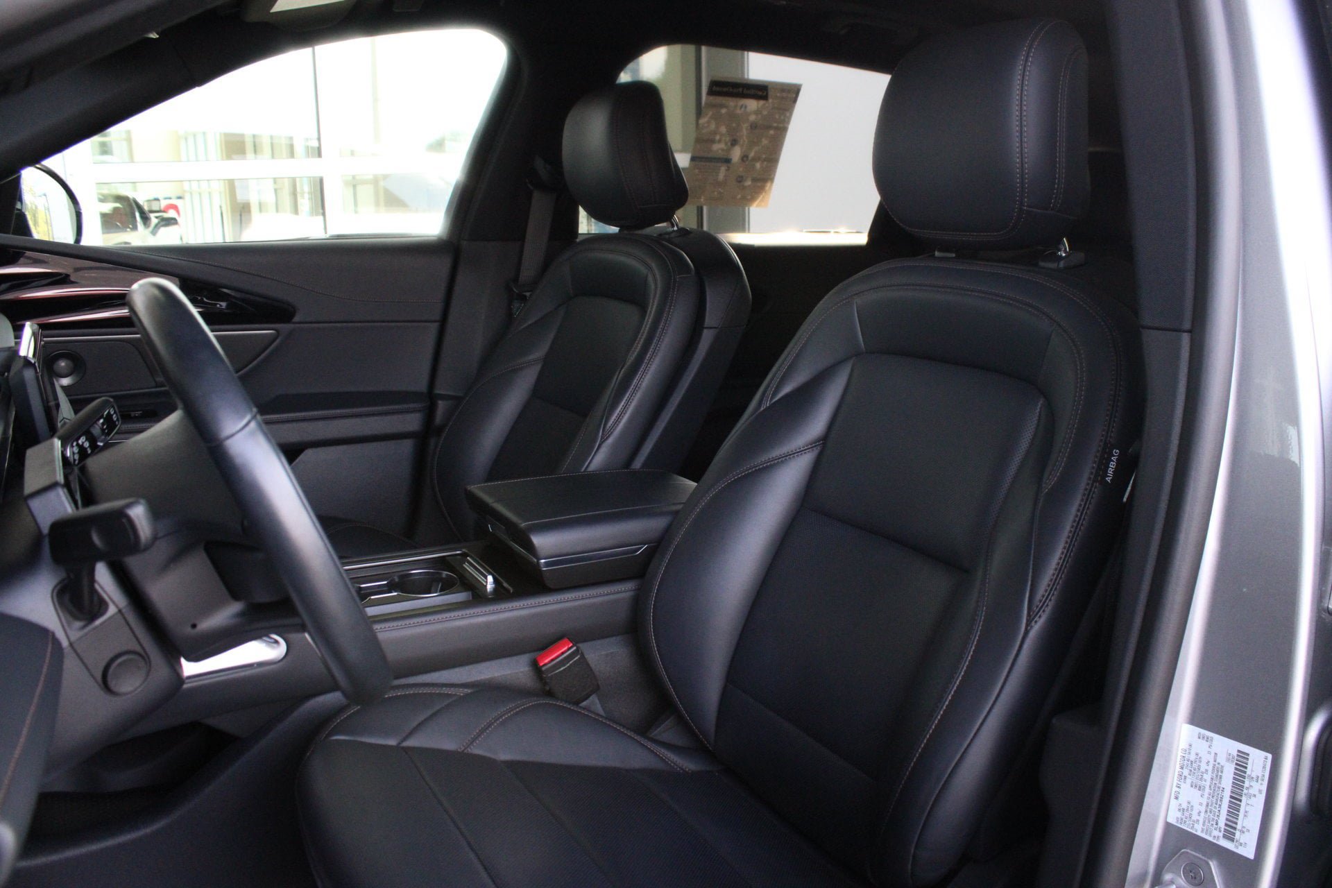 Used 2024 Lincoln Nautilus Premier w/ Equipment Group 102A AWD/4WD image 13
