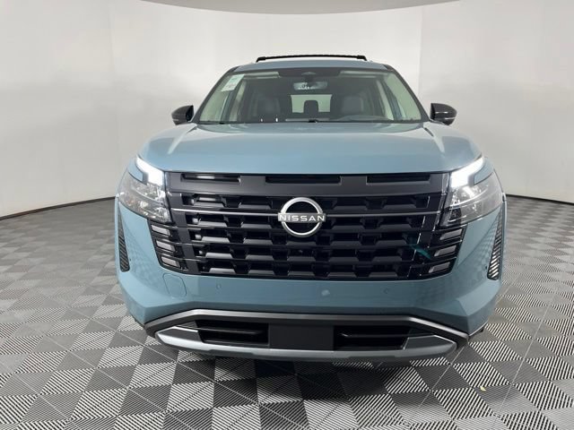 New 2026 Nissan Pathfinder Platinum FWD image 5