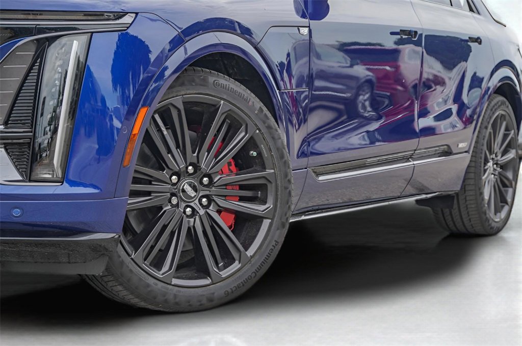 New 2026 Cadillac Lyriq V w/ LPO, Floor Liner Package image 2