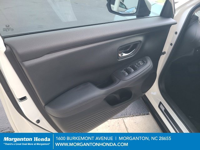 Used 2024 Honda HR-V EX-L image 11