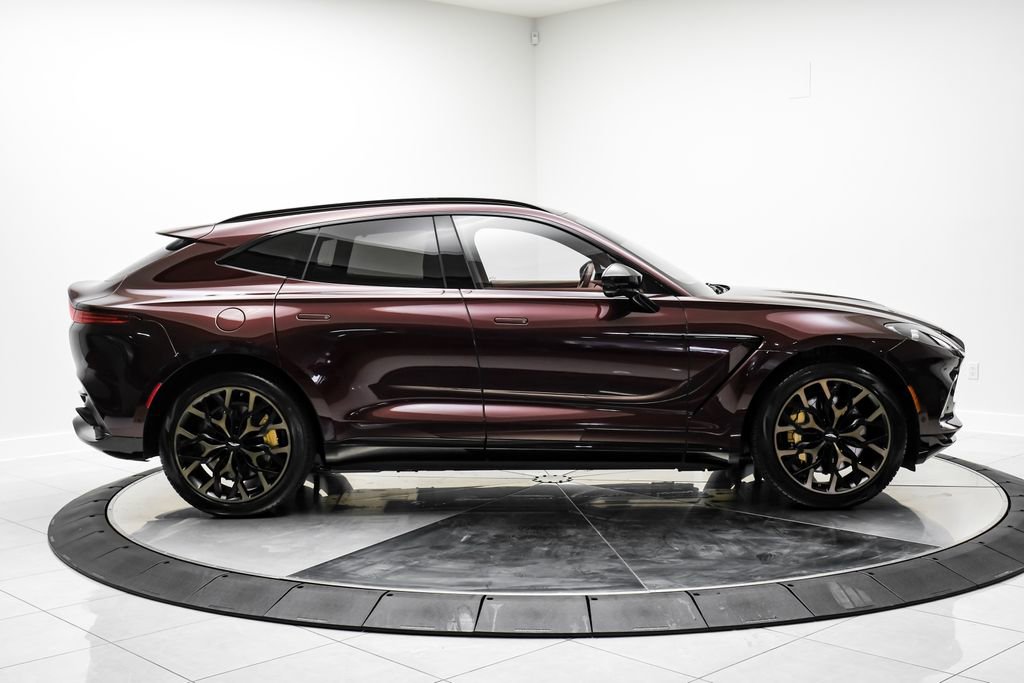 Used 2022 Aston Martin DBX AWD/4WD image 7