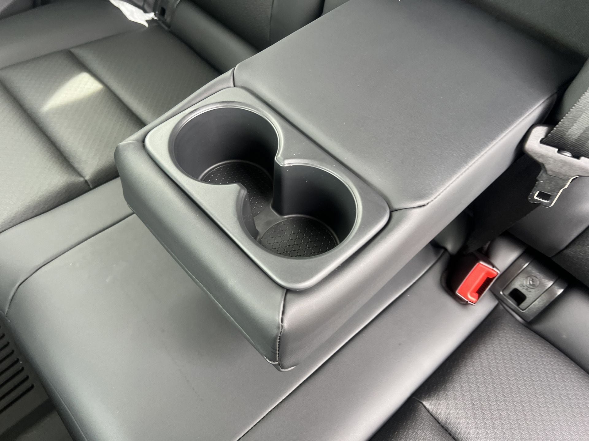 New 2026 Nissan Rogue Dark Armor FWD image 19