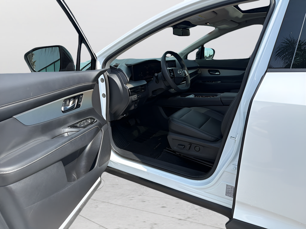 Certified 2025 Nissan Murano SL AWD/4WD image 14
