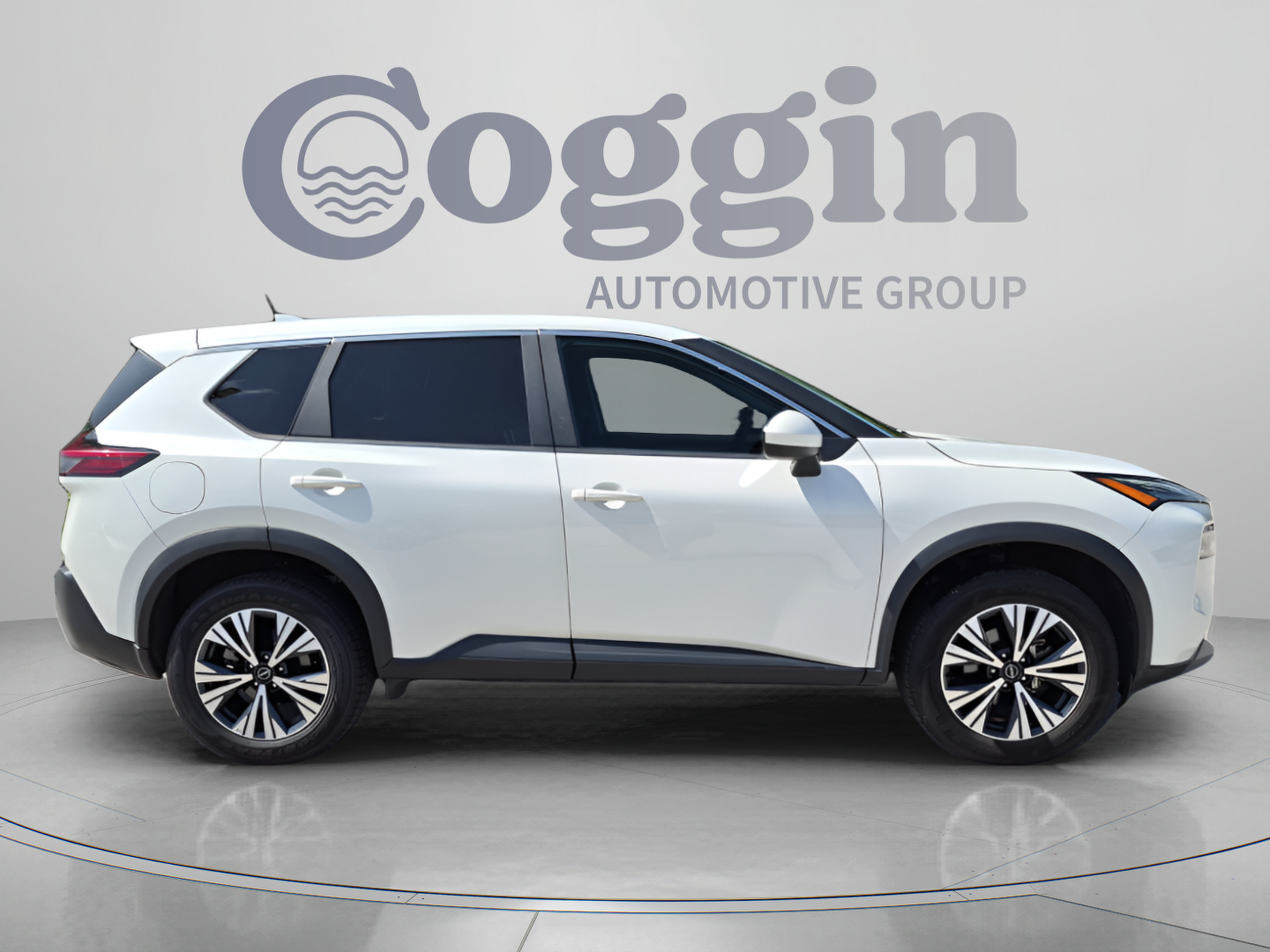 Used 2023 Nissan Rogue SV AWD/4WD image 7