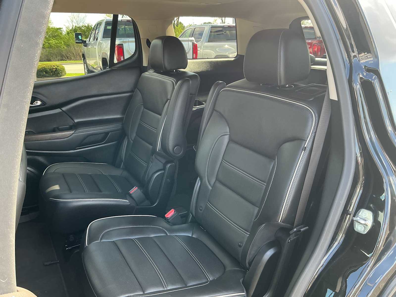 Used 2023 GMC Acadia Denali w/ Denali Ultimate Package AWD/4WD image 24