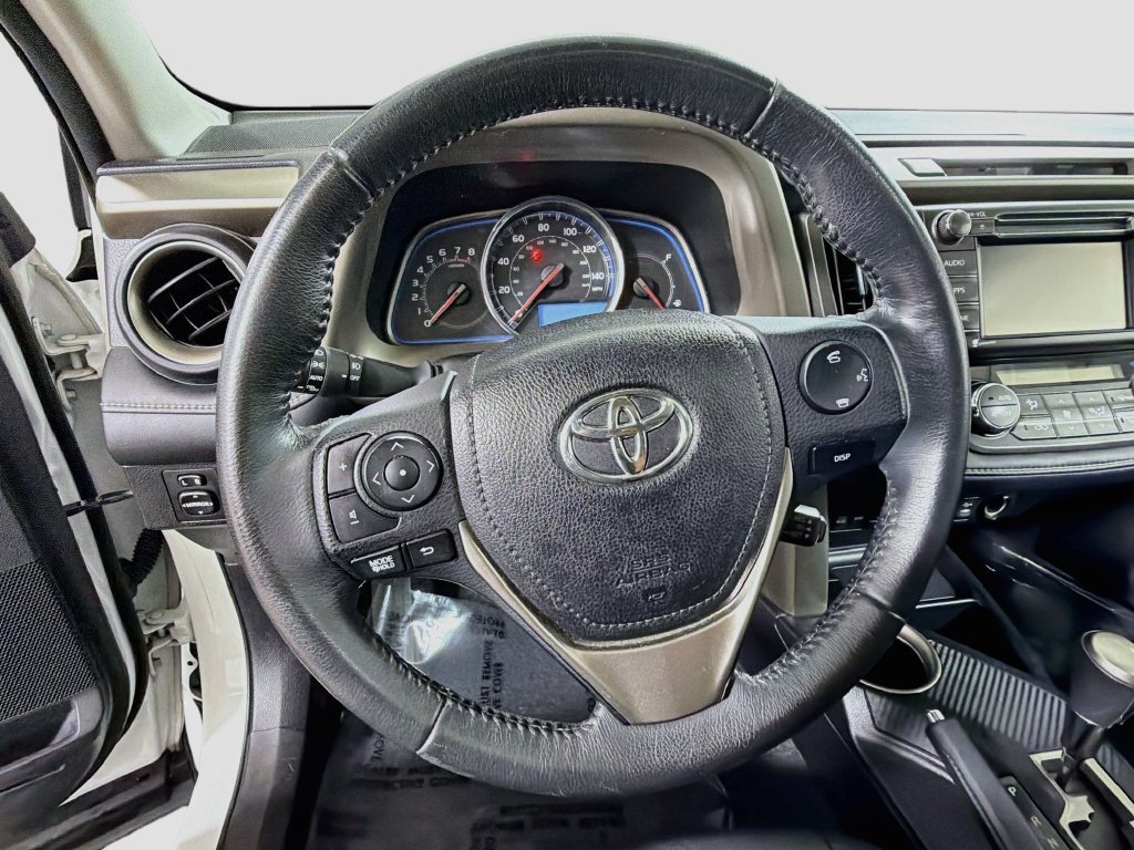 Used 2014 Toyota RAV4 Limited AWD/4WD image 13