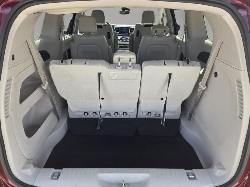 Certified 2019 Chrysler Pacifica Touring-L Plus w/ Advanced Safetytec Group FWD image 17