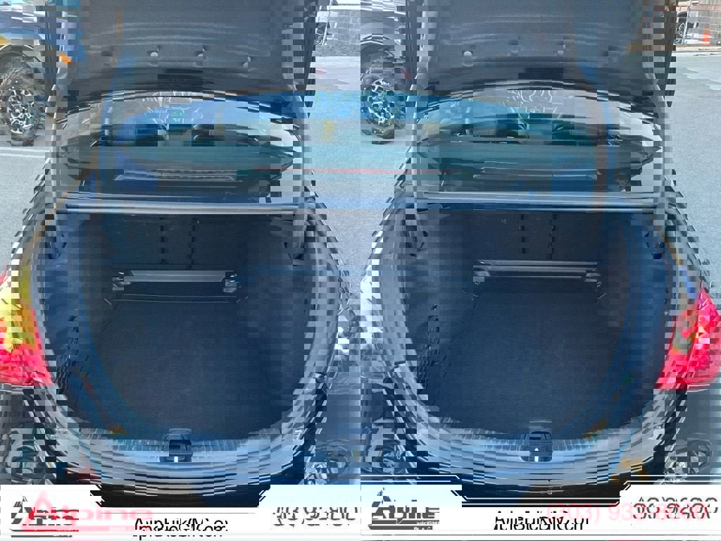 Used 2025 Mercedes-Benz C 300 4MATIC Sedan image 19