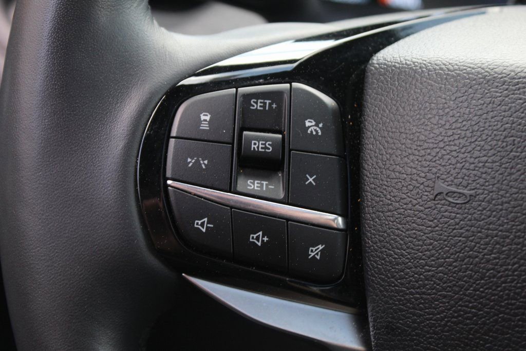 Used 2025 Ford Explorer Platinum w/ LUX Leather Package image 40