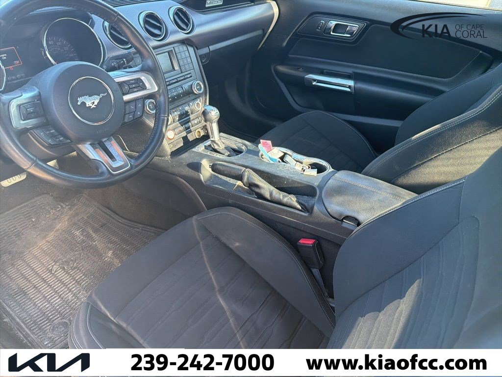 Used 2015 Ford Mustang GT image 3