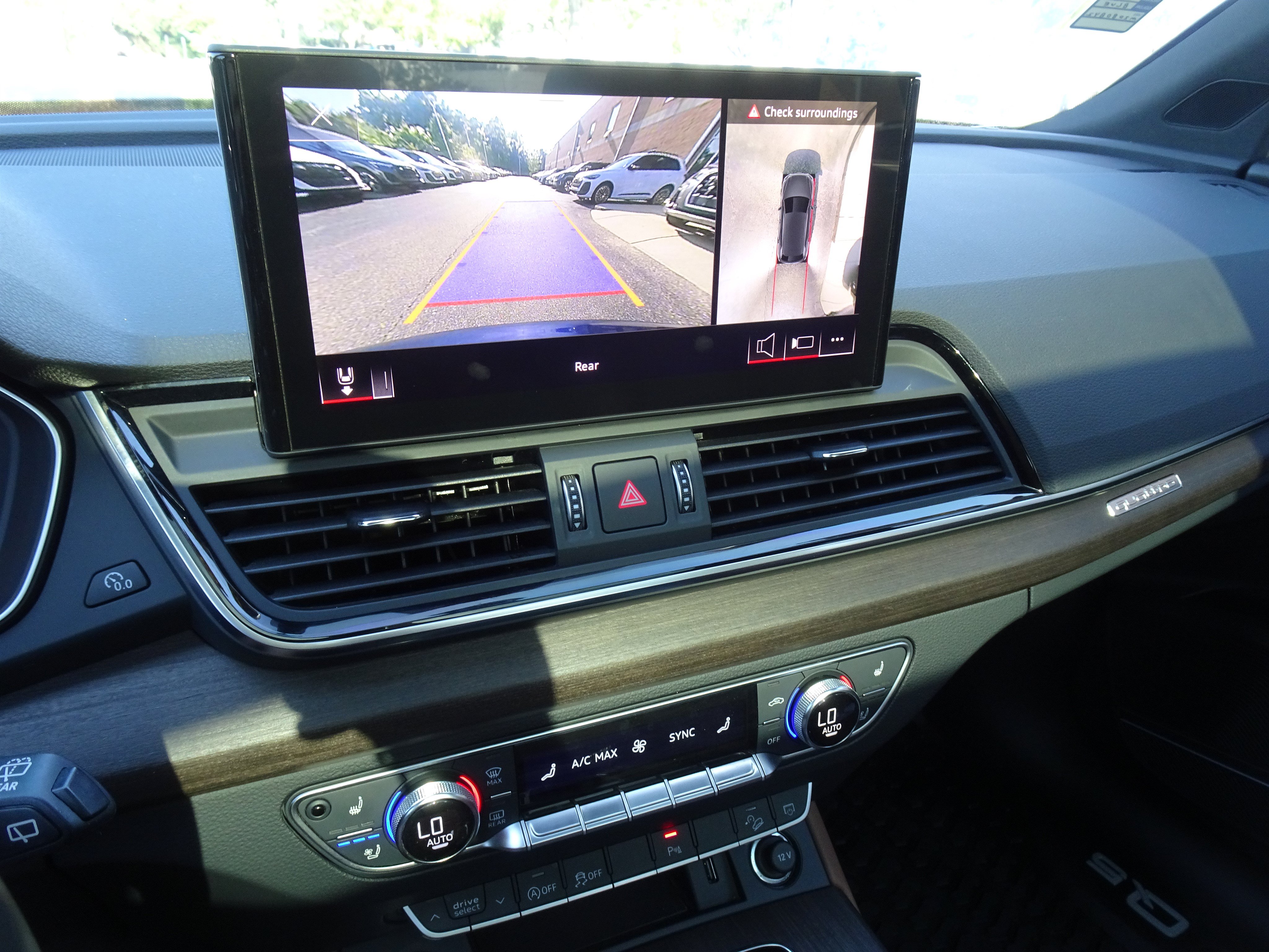 Used 2021 Audi Q5 2.0T Premium Plus w/ Premium Plus Package AWD/4WD image 13
