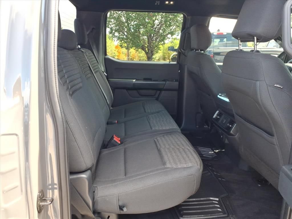 Used 2021 Ford F150 XL w/ STX Appearance Package RWD image 15