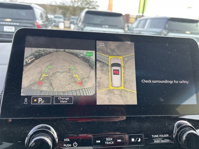 Used 2024 Nissan Armada SL w/ Captain's Chairs Package image 24