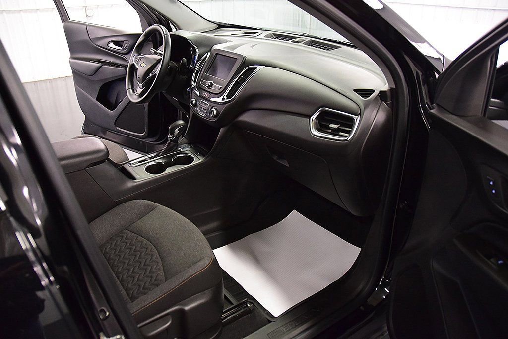 Used 2024 Chevrolet Equinox LT w/ LPO, Floor Liner Package image 30