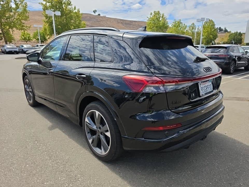 Used 2024 Audi Q4 e-tron Premium Plus w/ Premium Plus AWD/4WD image 4