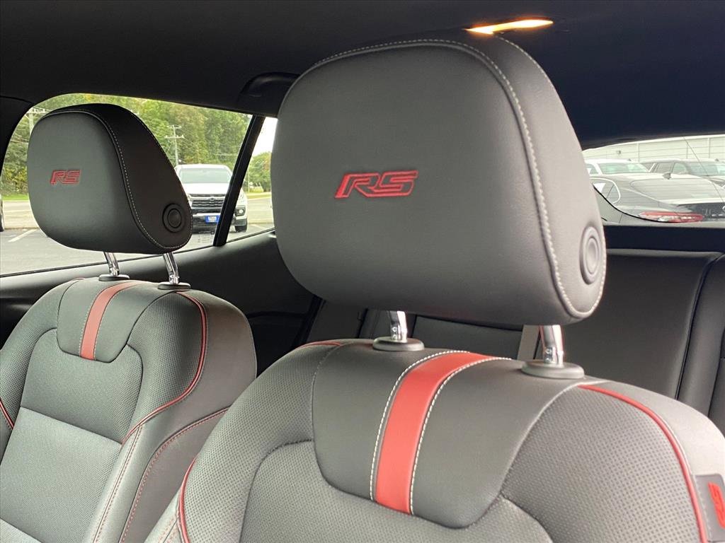 Used 2024 Chevrolet Trax RS w/ Driver Confidence Package image 14