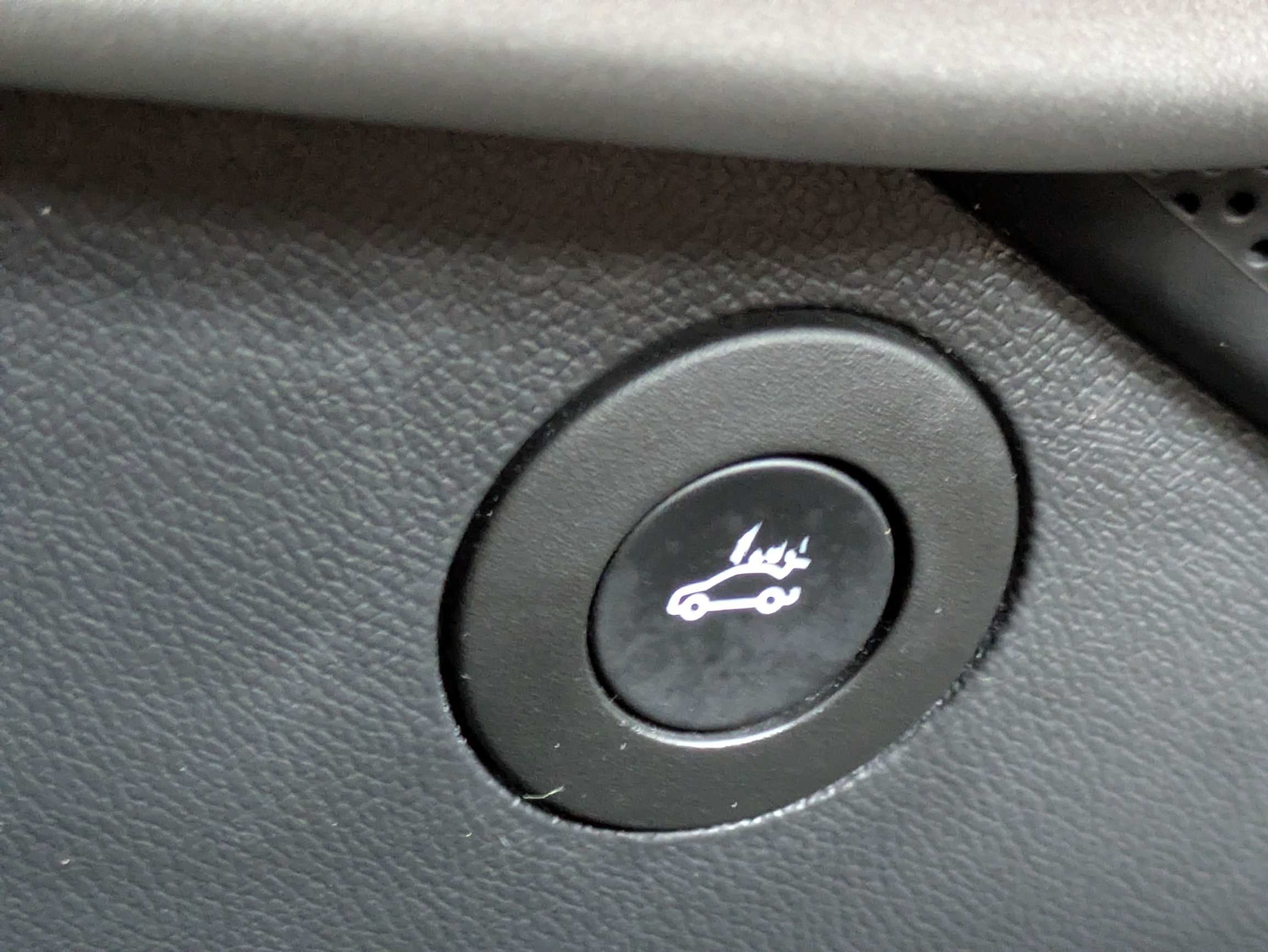 Used 2024 Chevrolet Camaro LT RWD image 29