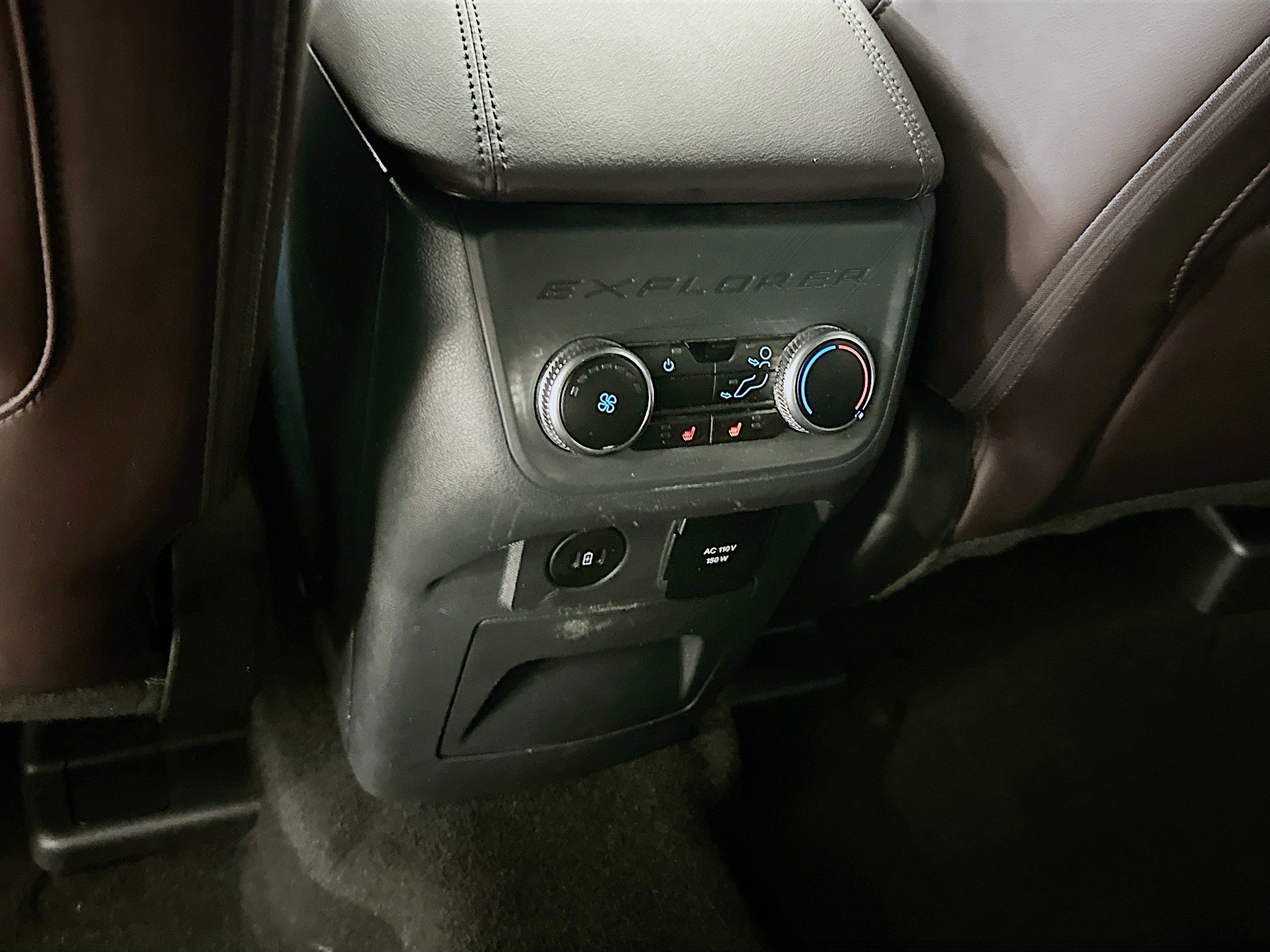 Used 2025 Ford Explorer Platinum w/ LUX Leather Package image 29