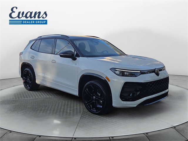 New 2026 Volkswagen Tiguan SE R-Line image 7