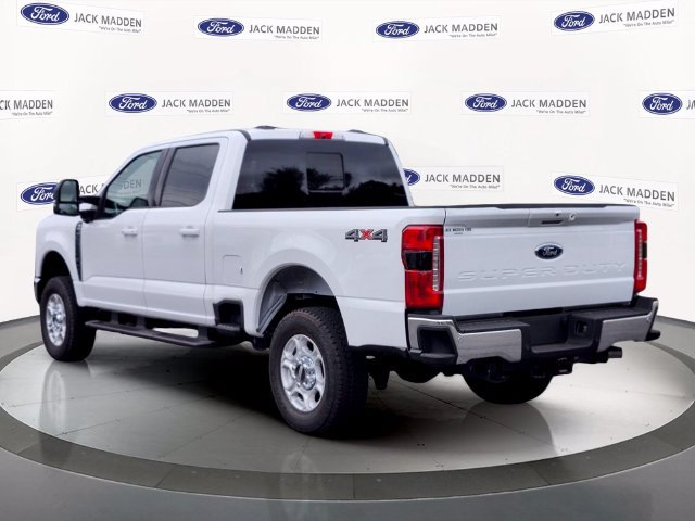New 2026 Ford F250 XLT w/ XLT Premium Package AWD/4WD image 3