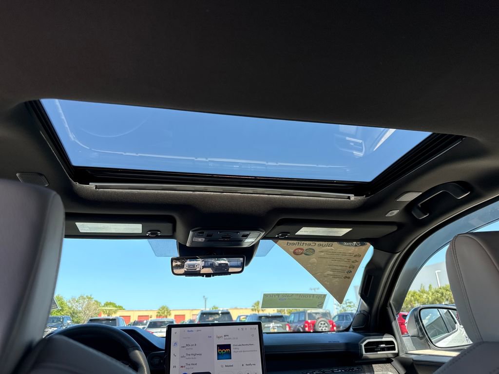 Used 2024 Toyota Tacoma Limited w/ Limited Package (LT) AWD/4WD image 8