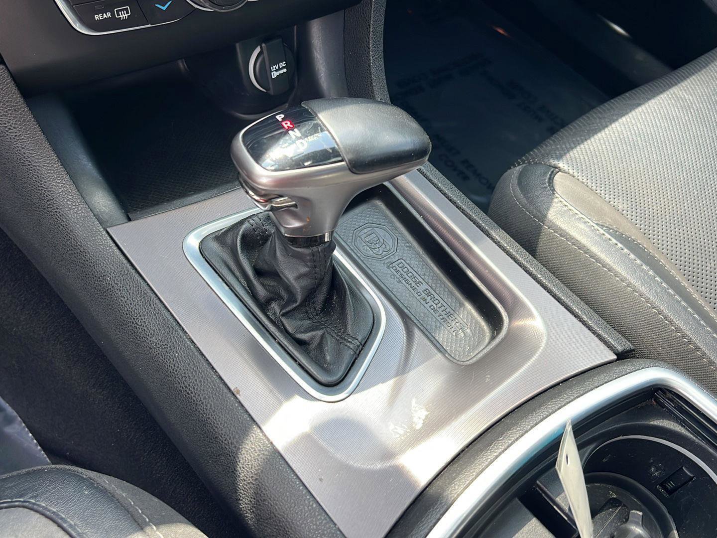 Used 2019 Dodge Charger SXT w/ Leather Interior Group image 30