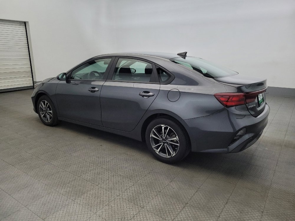 Used 2024 Kia Forte LXS image 3