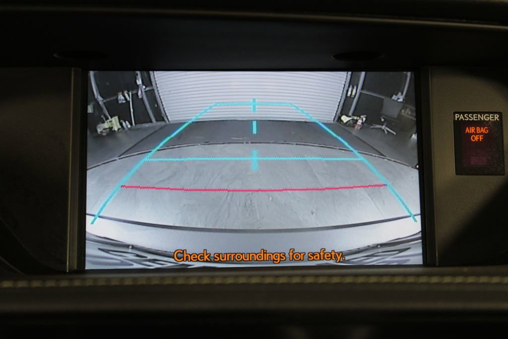 Used 2014 Lexus ES 300h w/ Luxury Package w/Bamboo Trim image 27