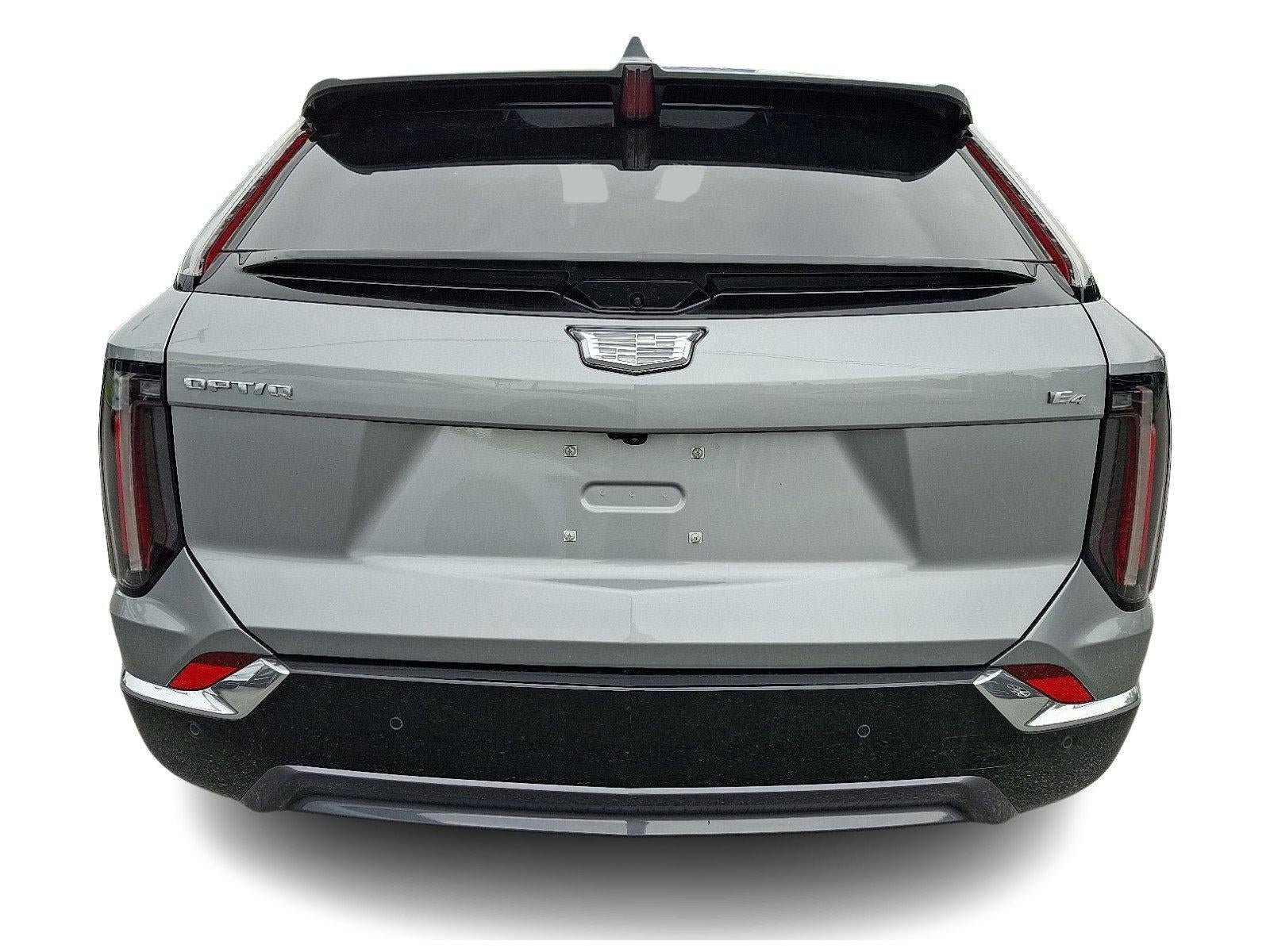New 2027 Cadillac Optiq Luxury w/ LPO, Floor Liner Package AWD/4WD image 4