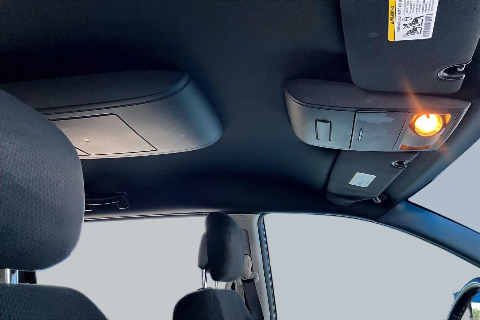 Used 2015 Dodge Grand Caravan SE FWD image 14