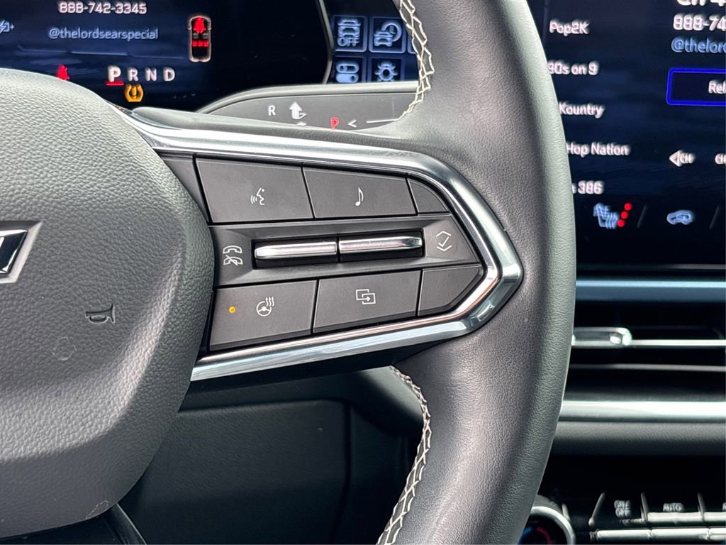 Used 2024 Chevrolet Equinox EV LT AWD/4WD image 27