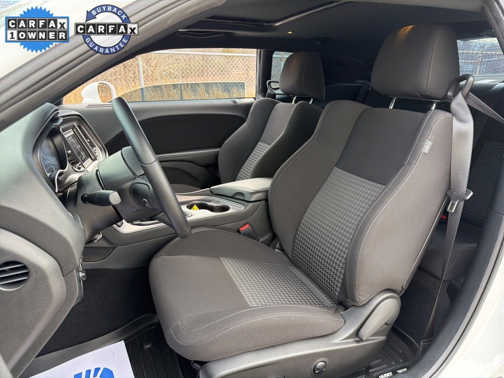 Used 2023 Dodge Challenger R/T w/ Blacktop Package image 16