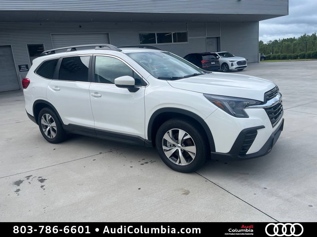 Used 2025 Subaru Ascent Premium AWD/4WD image 5