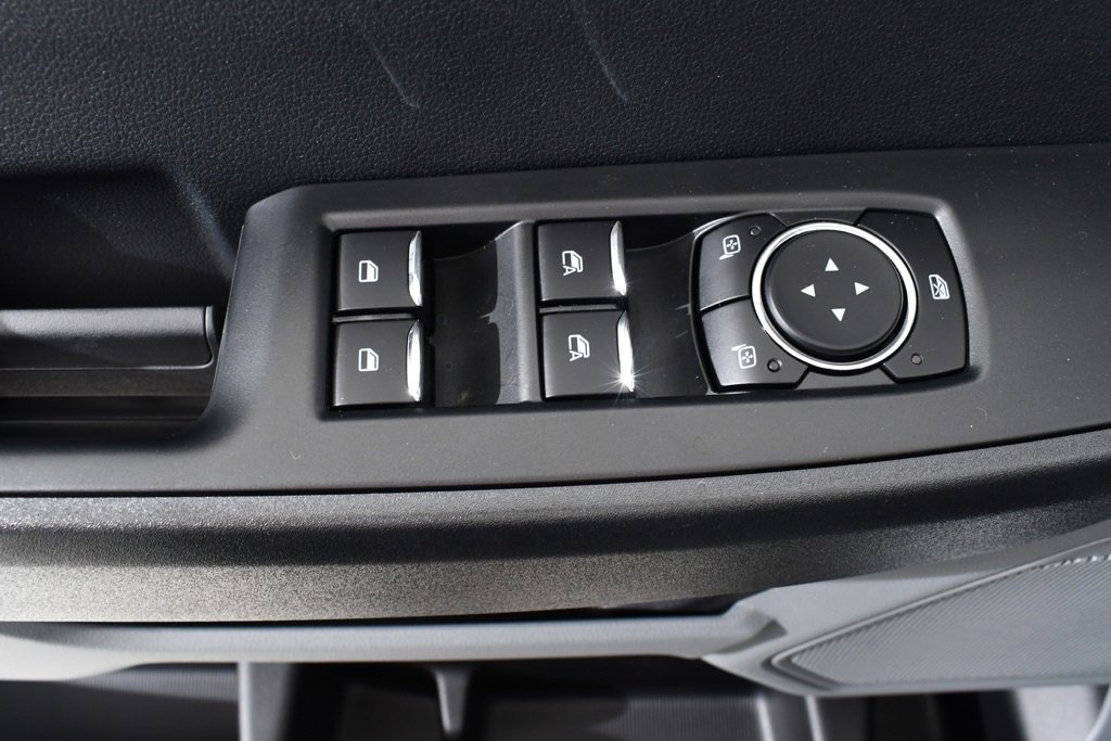 New 2025 Ford F250 XLT image 23