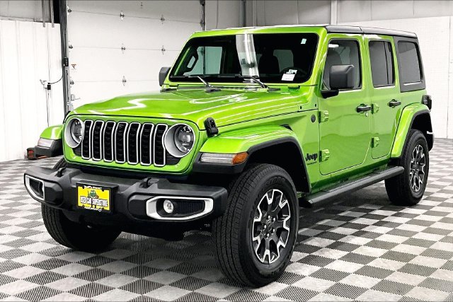 Used 2026 Jeep Wrangler Unlimited Sahara w/ Technology Group AWD/4WD image 12