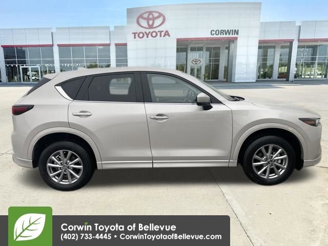 Used 2025 MAZDA CX-5 AWD 2.5 S w/ Select Package image 6