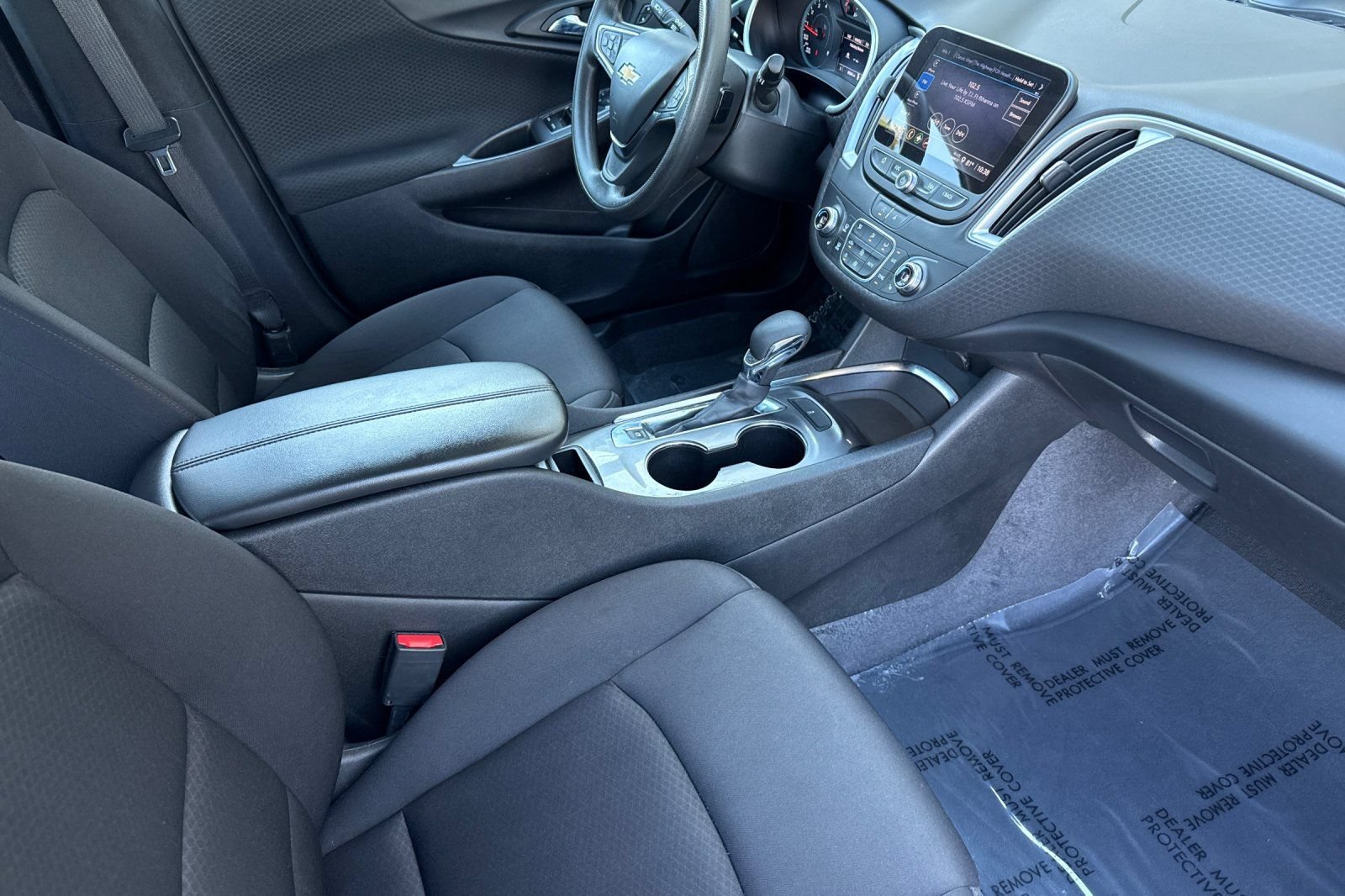 Used 2023 Chevrolet Malibu LT FWD image 19