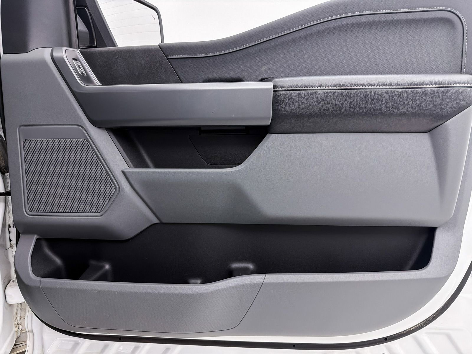 Used 2024 Ford F150 XLT w/ Tow/Haul Package image 27