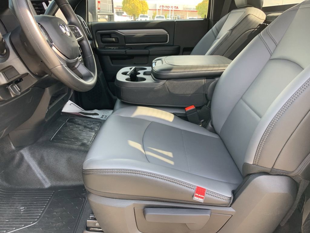 New 2026 RAM 5500 Tradesman w/ Chrome Appearance Group image 13