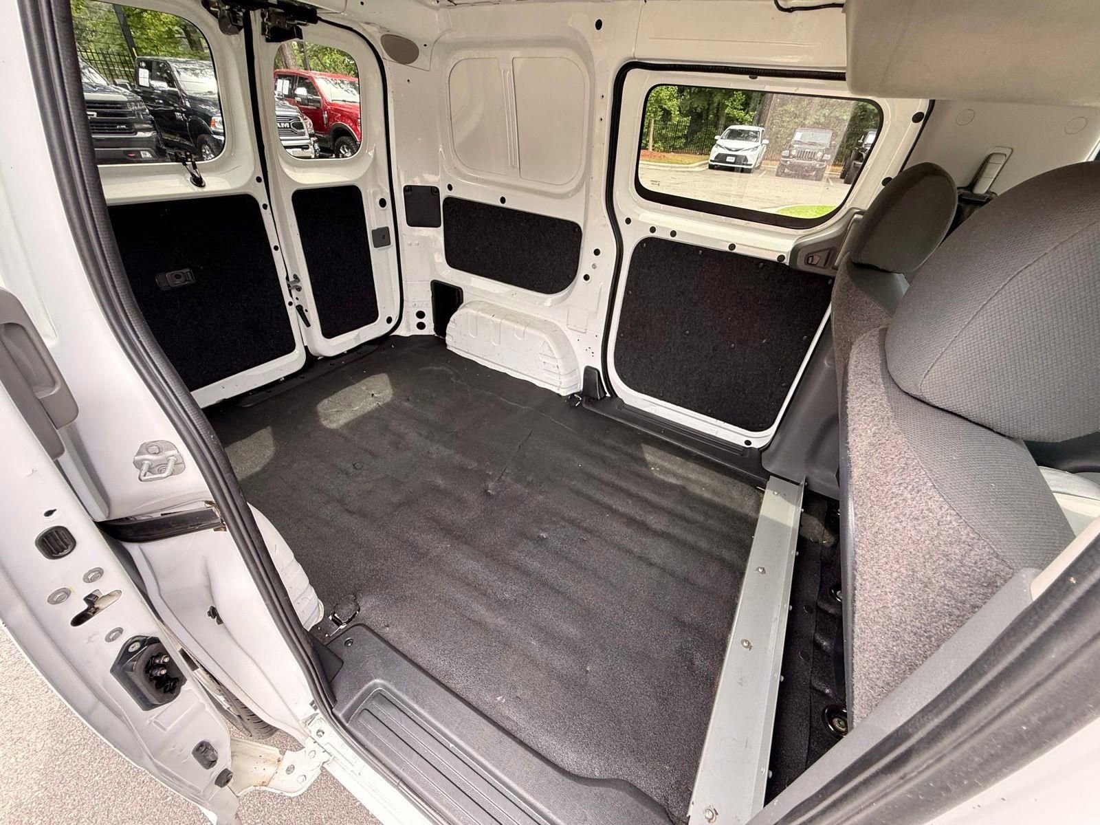Used 2016 Chevrolet City Express LT FWD image 23