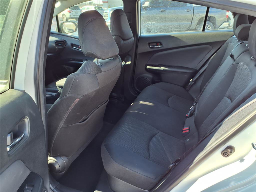 Used 2021 Toyota Prius LE image 24