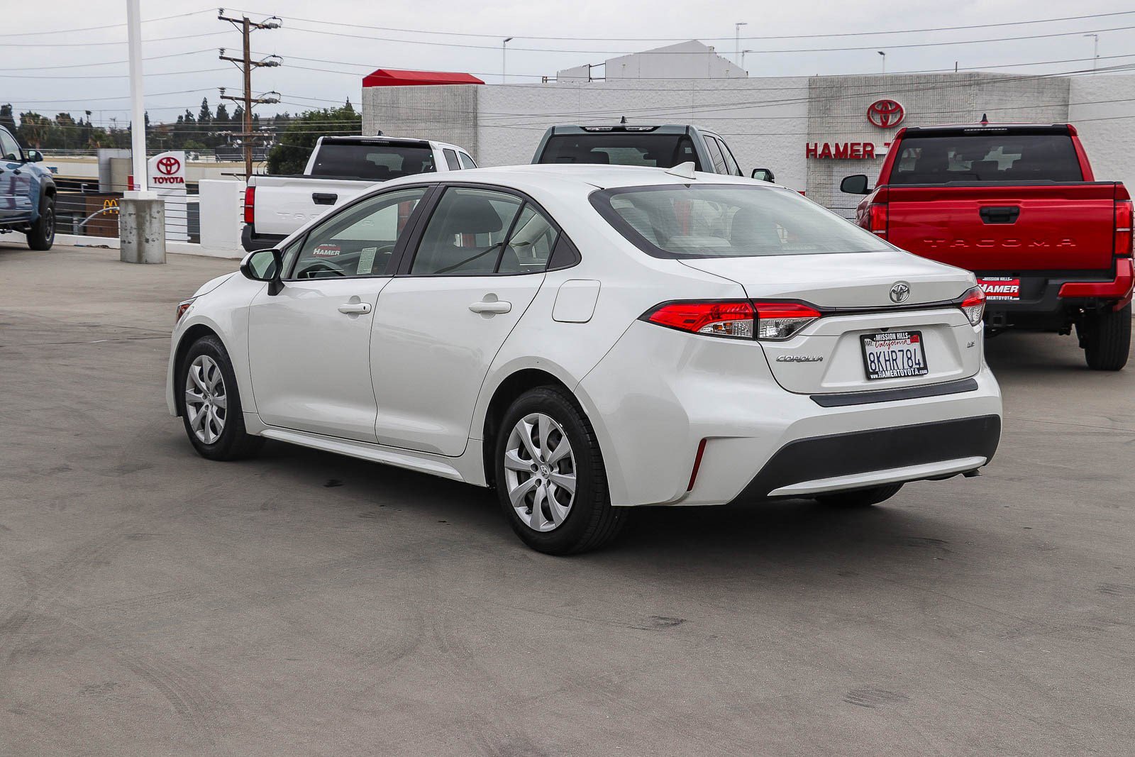 Used 2020 Toyota Corolla LE w/ Carpet Mat Package (TMS) image 5