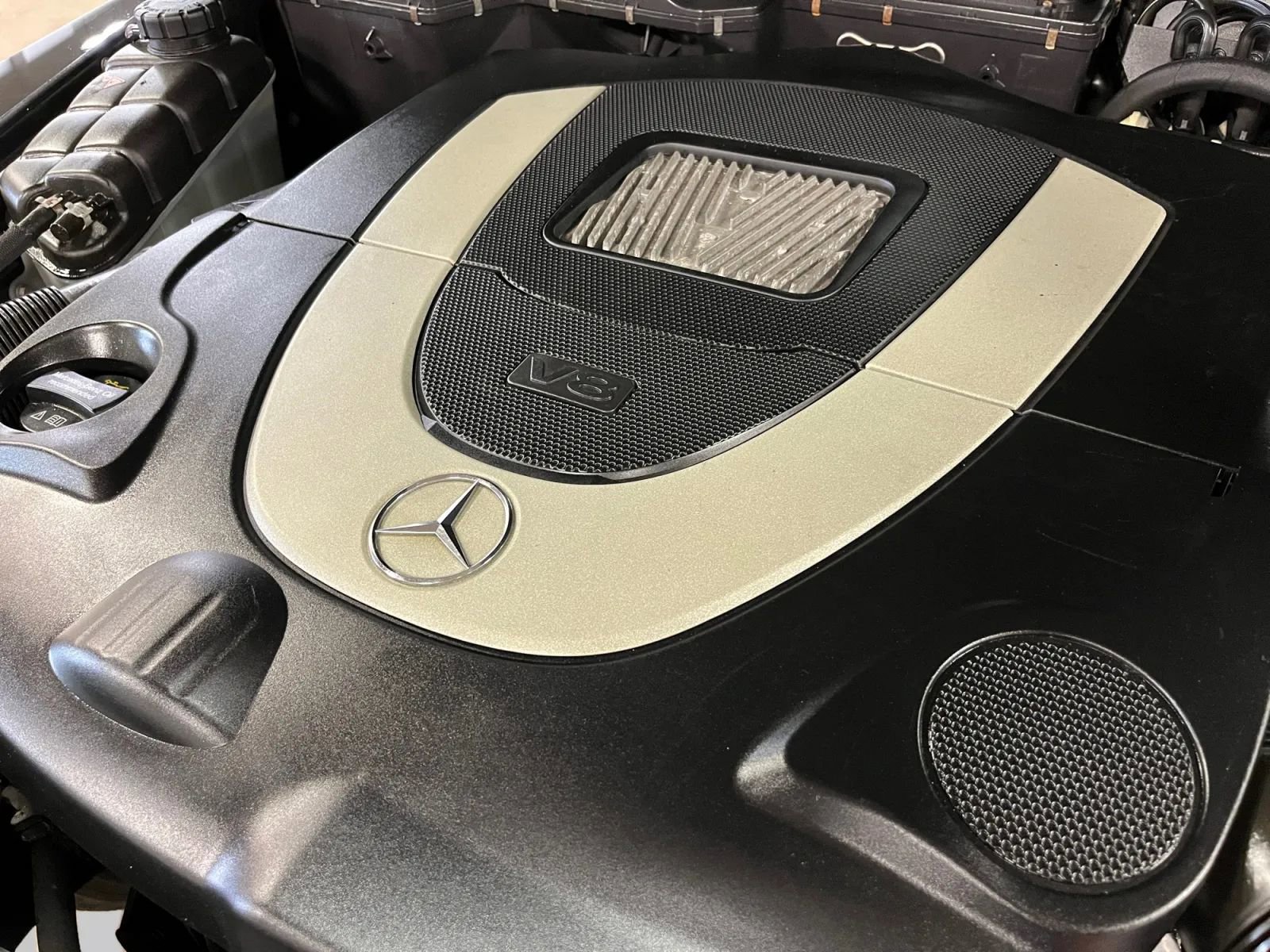 Used 2012 Mercedes-Benz G 550 G 550 Sport Utility 4D image 12