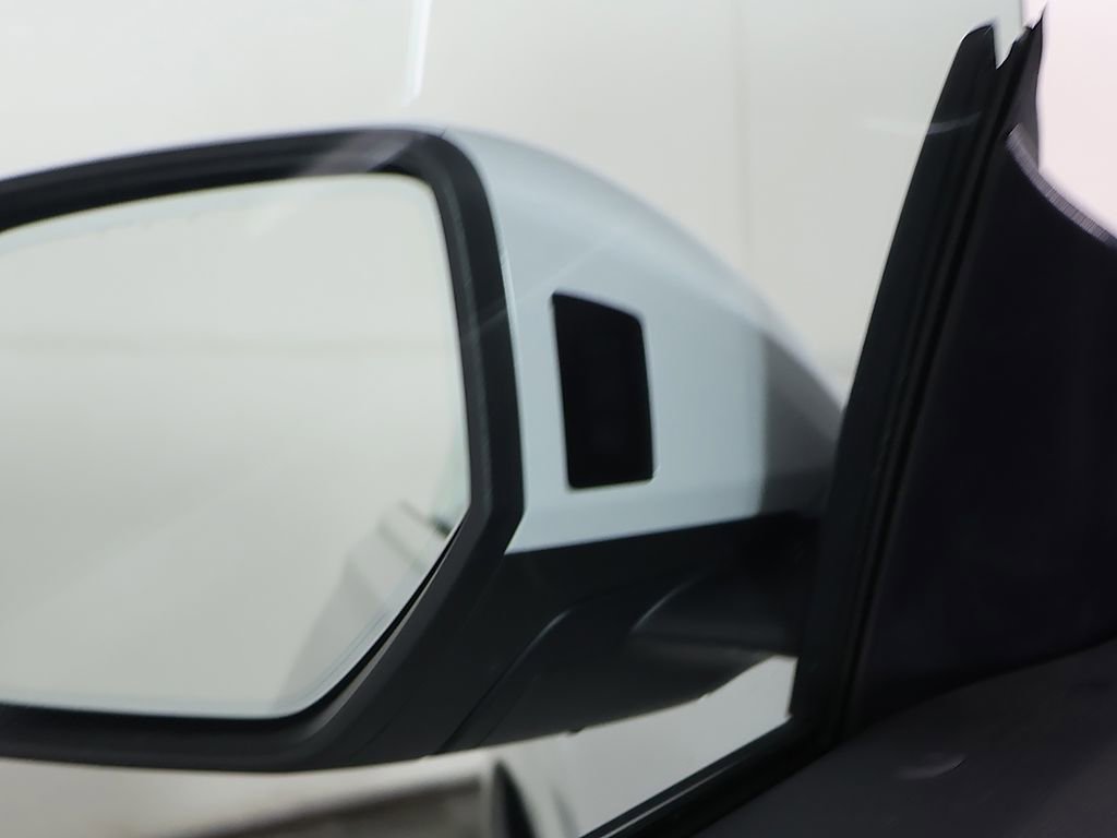 Used 2023 Audi Q8 Premium Plus image 36