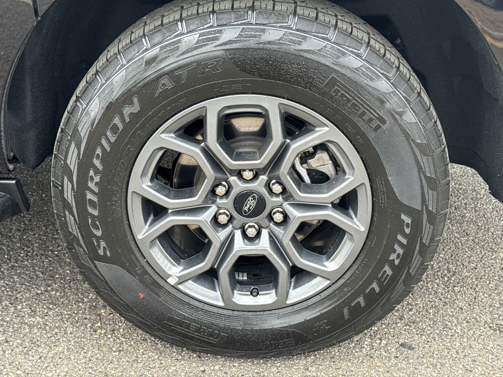 Used 2025 Ford Expedition Max Active AWD/4WD image 23