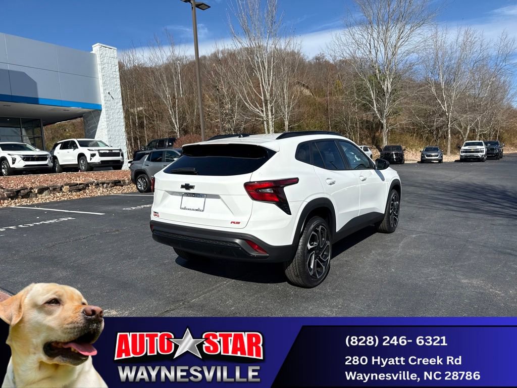 New 2025 Chevrolet Trax RS w/ Driver Confidence Package image 3