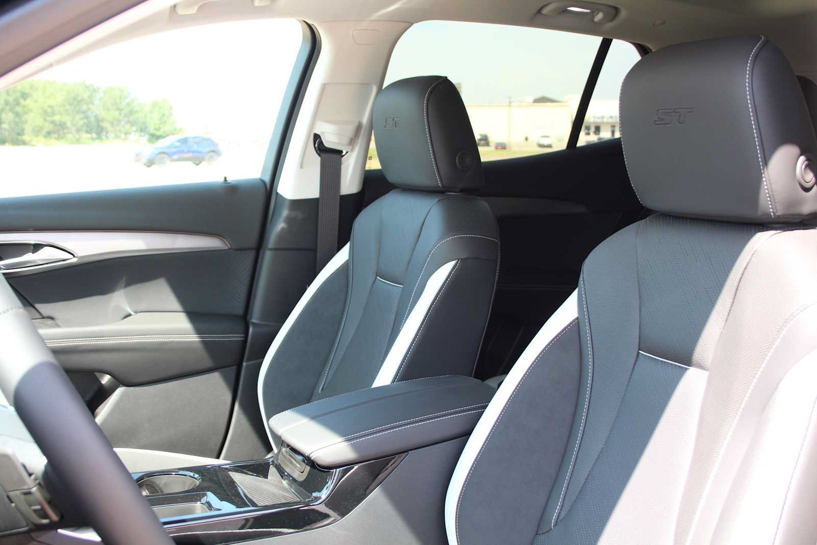 New 2026 Buick Envision Sport Touring AWD/4WD image 25