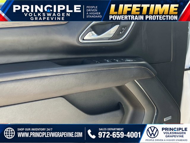 Used 2023 Chevrolet Suburban Premier AWD/4WD image 10