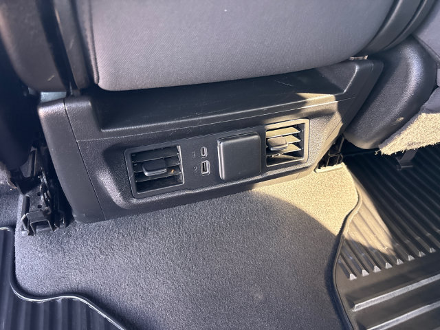 Used 2022 Chevrolet Silverado 1500 LT AWD/4WD image 13