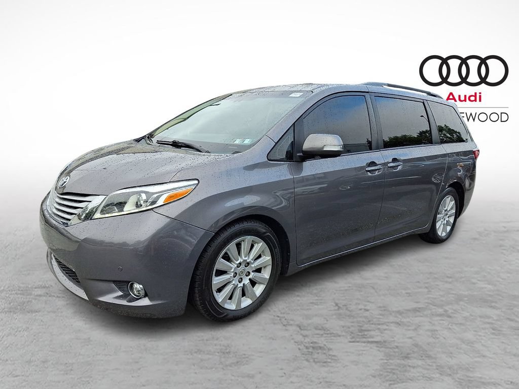Used 2015 Toyota Sienna Limited Premium FWD image 3